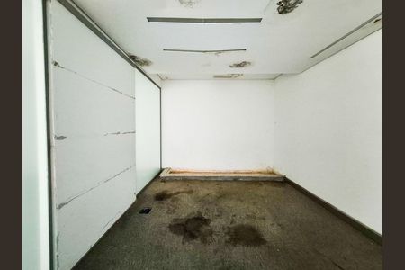 Quarto 4 de casa para alugar com 7 quartos, 782m² em Pacaembu, São Paulo