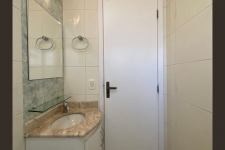 Apartamento à venda com 64m², 2 quartos e 1 vagaBanheiro 2