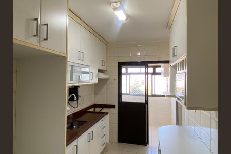 Apartamento à venda com 64m², 2 quartos e 1 vagaCozinha - Área de Serviço