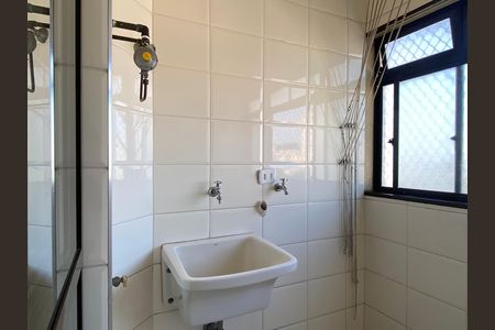 Apartamento à venda com 64m², 2 quartos e 1 vaga Área de Serviço