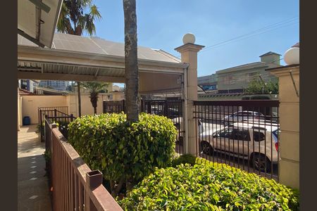 Apartamento à venda com 64m², 2 quartos e 1 vagaFachada e portaria