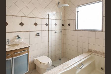 Casa de condomínio para alugar com 200m², 3 quartos e 2 vagasBanheiro social