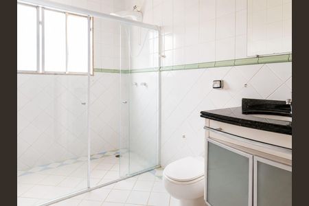 Casa de condomínio para alugar com 200m², 3 quartos e 2 vagasBanheiro social