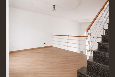 Casa de condomínio para alugar com 200m², 3 quartos e 2 vagasSala