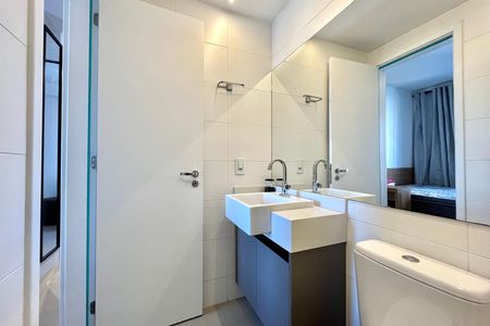 Studio para alugar com 39m², 1 quarto e sem vaga Studio para alugar com 39m², 1 quarto e sem vagaBanheiro da Suíte