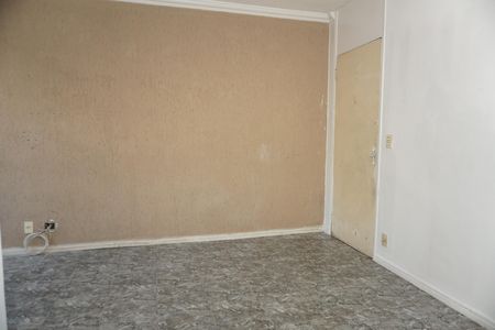Sala de apartamento para alugar com 2 quartos, 60m² em Jardim Celia, Embu das Artes