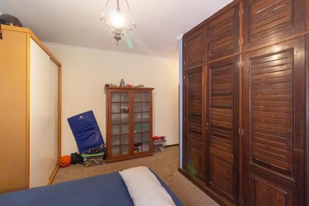 Suíte  de casa de condomínio para alugar com 4 quartos, 422m² em Nova Fazendinha, Carapicuíba