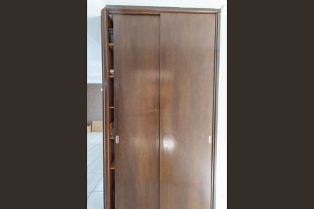 Corredor- Armário de apartamento para alugar com 2 quartos, 72m² em Dic Vi (conjunto Habitacional Santo Dias Silva), Campinas