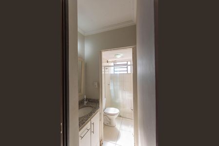 Apartamento à venda com 72m², 2 quartos e 1 vaga Apartamento à venda com 72m², 2 quartos e 1 vagaBanheiro