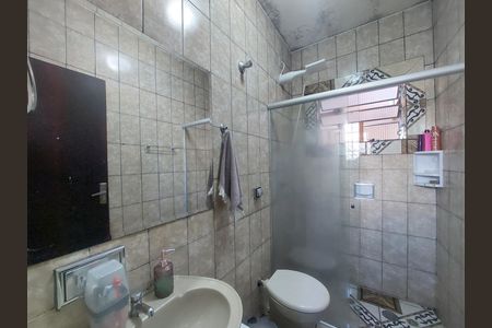 Casa à venda com 125m², 4 quartos e 2 vagas Casa à venda com 125m², 4 quartos e 2 vagasBanheiro 2