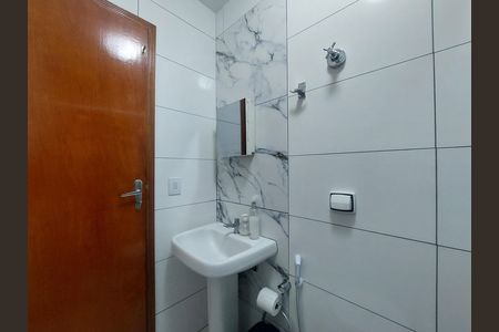 Casa à venda com 125m², 4 quartos e 2 vagas Casa à venda com 125m², 4 quartos e 2 vagasBanheiro 1