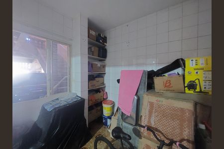 Casa à venda com 125m², 4 quartos e 2 vagas Casa à venda com 125m², 4 quartos e 2 vagasDeposito