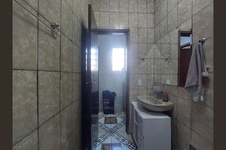 Casa à venda com 125m², 4 quartos e 2 vagas Casa à venda com 125m², 4 quartos e 2 vagasBanheiro 2