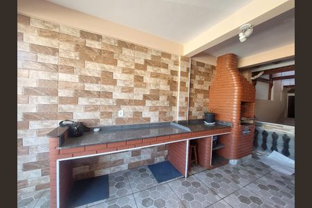 Casa à venda com 125m², 4 quartos e 2 vagas Casa à venda com 125m², 4 quartos e 2 vagasÁrea de Lazer
