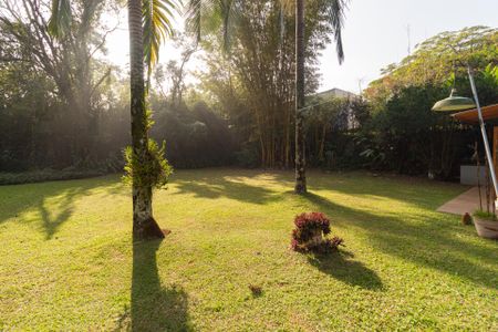 Quintal de casa de condomínio para alugar com 2 quartos, 110m² em Nova Fazendinha, Carapicuíba