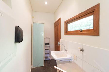 Área de serviço de casa de condomínio para alugar com 2 quartos, 110m² em Nova Fazendinha, Carapicuíba