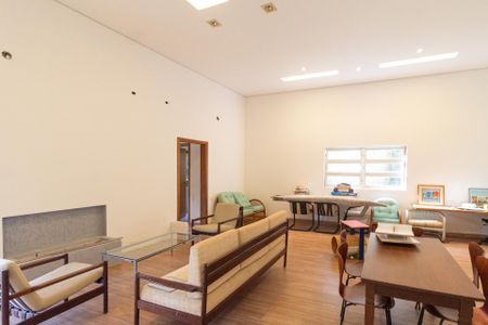 Sala de casa de condomínio para alugar com 2 quartos, 110m² em Nova Fazendinha, Carapicuíba