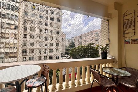 Apartamento à venda com 110m², 3 quartos e 1 vaga Apartamento à venda com 110m², 3 quartos e 1 vagaVaranda