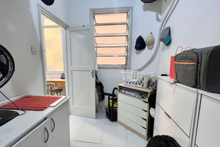 Apartamento à venda com 110m², 3 quartos e 1 vaga Apartamento à venda com 110m², 3 quartos e 1 vagaQuarto de Serviço
