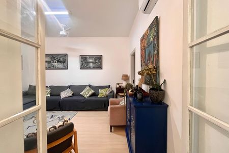 Apartamento à venda com 110m², 3 quartos e 1 vaga Apartamento à venda com 110m², 3 quartos e 1 vagaSala
