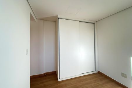 Apartamento para alugar com 180m², 3 quartos e 2 vagas Apartamento para alugar com 180m², 3 quartos e 2 vagasQuarto 3