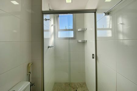 Apartamento para alugar com 180m², 3 quartos e 2 vagas Apartamento para alugar com 180m², 3 quartos e 2 vagasBanheiro