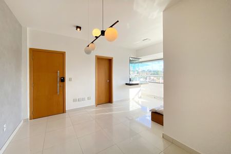 Apartamento para alugar com 180m², 3 quartos e 2 vagas Apartamento para alugar com 180m², 3 quartos e 2 vagasSala