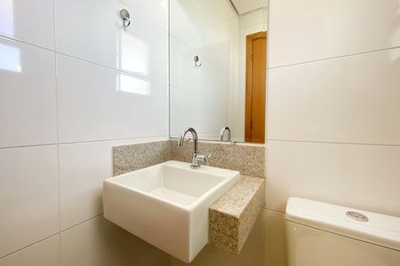 Apartamento para alugar com 180m², 3 quartos e 2 vagas Apartamento para alugar com 180m², 3 quartos e 2 vagasLavabo da Cobertura