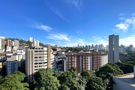 Apartamento para alugar com 180m², 3 quartos e 2 vagas Apartamento para alugar com 180m², 3 quartos e 2 vagasVista