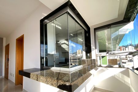 Varanda de apartamento para alugar com 3 quartos, 180m² em Santo Antônio, Belo Horizonte