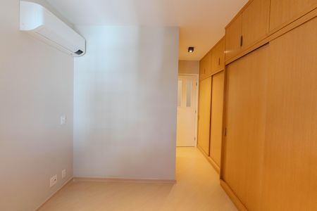 Quarto 1 de apartamento para alugar com 1 quarto, 43m² em Liberdade, São Paulo