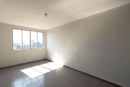 Sala de apartamento para alugar com 2 quartos, 82m² em Covanca, São Gonçalo