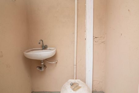 Casa para alugar com 100m², 3 quartos e 2 vagas Casa para alugar com 100m², 3 quartos e 2 vagasBanheiro de serviço