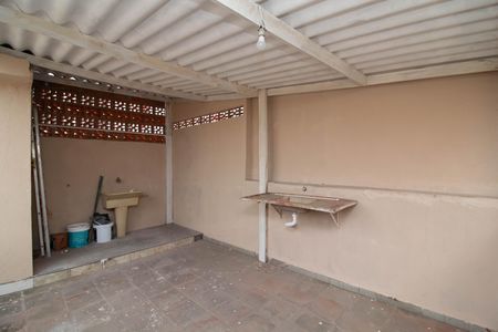 Casa para alugar com 100m², 3 quartos e 2 vagas Casa para alugar com 100m², 3 quartos e 2 vagasÁrea de Serviço