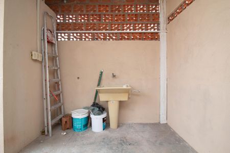 Casa para alugar com 100m², 3 quartos e 2 vagas Casa para alugar com 100m², 3 quartos e 2 vagasÁrea de Serviço