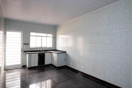 Casa para alugar com 100m², 3 quartos e 2 vagas Casa para alugar com 100m², 3 quartos e 2 vagasCozinha