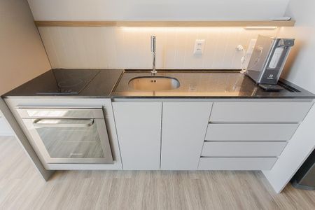 Cozinha de kitnet/studio para alugar com 1 quarto, 54m² em Pinheiros, São Paulo