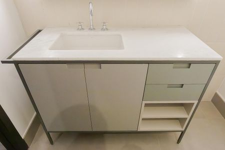 Studio para alugar com 35m², 1 quarto e sem vaga Studio para alugar com 35m², 1 quarto e sem vagaBanheiro