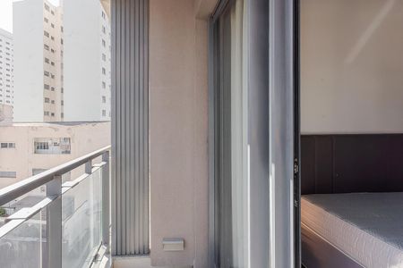 Studio para alugar com 35m², 1 quarto e sem vaga Studio para alugar com 35m², 1 quarto e sem vagaVaranda