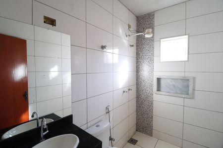 Casa para alugar com 160m², 4 quartos e 2 vagasBanheiro Social