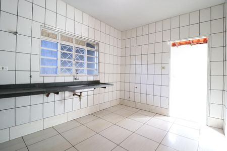 Casa para alugar com 160m², 4 quartos e 2 vagasCozinha