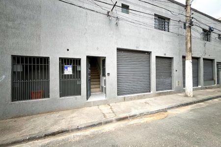 Fachada de kitnet/studio para alugar com 1 quarto, 40m² em Água Branca, São Paulo