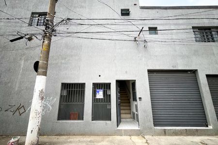 Studio para alugar com 40m², 1 quarto e sem vaga Studio para alugar com 40m², 1 quarto e sem vagaFachada
