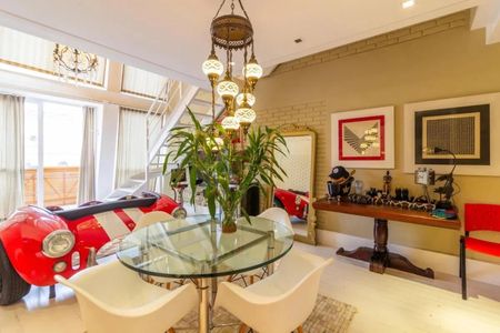 Foto 02 de apartamento para alugar com 2 quartos, 109m² em Cerqueira César, São Paulo