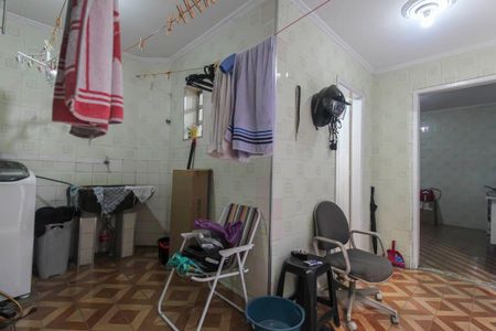 Casa à venda com 4 quartos, 375m² em Jardim Guairaca, São Paulo