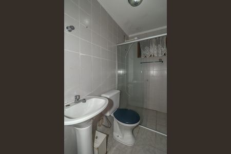 Casa à venda com 374m², 3 quartos e 4 vagas Casa à venda com 374m², 3 quartos e 4 vagasBanheiro de serviço
