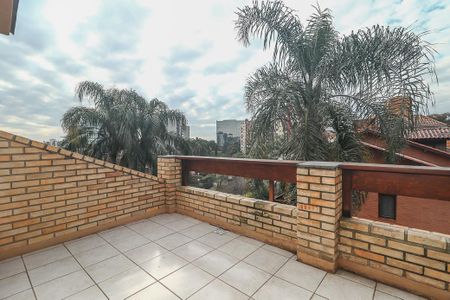 Varanda da Suíte 3 de casa à venda com 3 quartos, 374m² em Chácara das Pedras, Porto Alegre