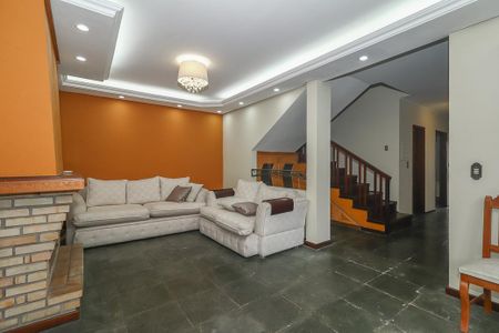 Sala de casa à venda com 3 quartos, 374m² em Chácara das Pedras, Porto Alegre
