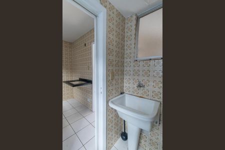 Apartamento para alugar com 70m², 3 quartos e 1 vagaÁrea de Serviço