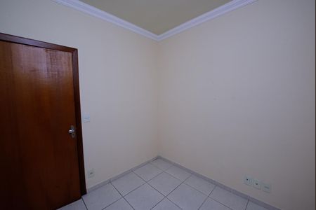Quarto 2 de apartamento para alugar com 3 quartos, 120m² em Lindéia, Contagem